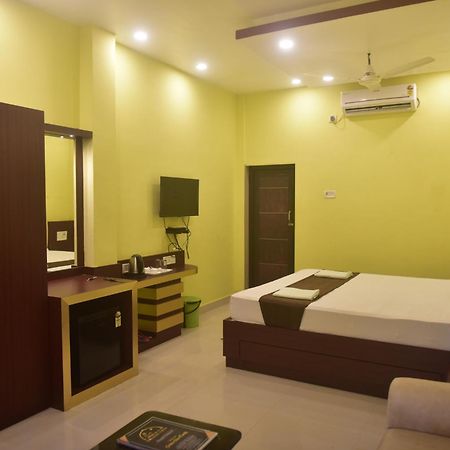 Golden View Resort And Restaurant Tajpur Exterior photo